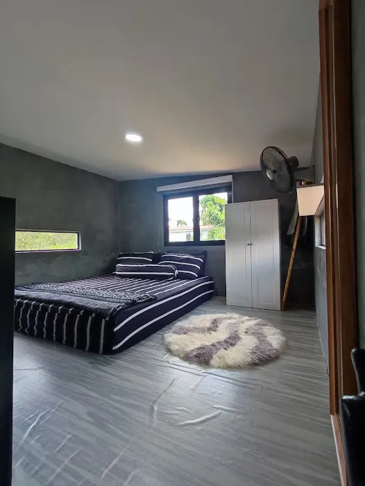 Aininaz Tiny House Picture 1