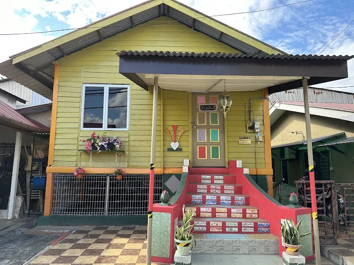 Homestay Rumah Kg Salmah Picture 1