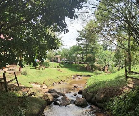 JB OUTDOOR ROOMSTAY