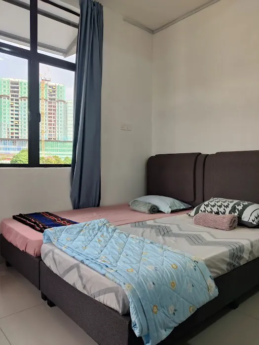 LIM RESIDENCE CO Picture 4