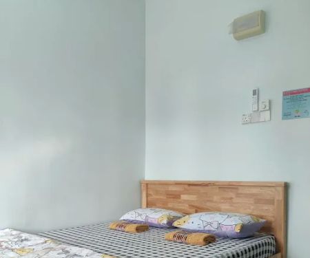 LIM RESIDENCE CO