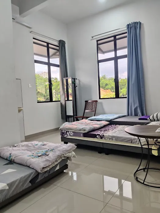 LIM RESIDENCE CO Picture 5