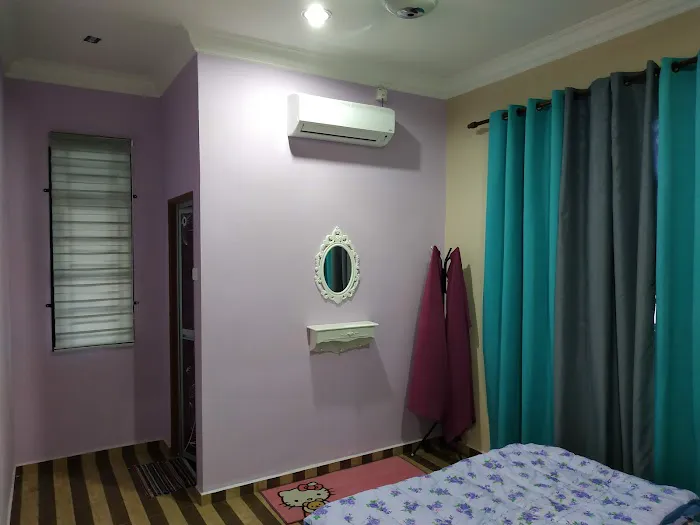 CINTA ILAHI HOMESTAY Picture 5