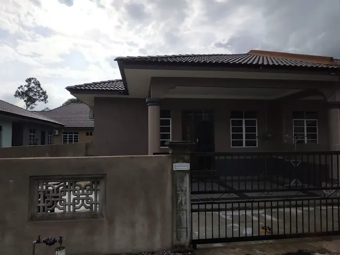 CINTA ILAHI HOMESTAY Picture 6