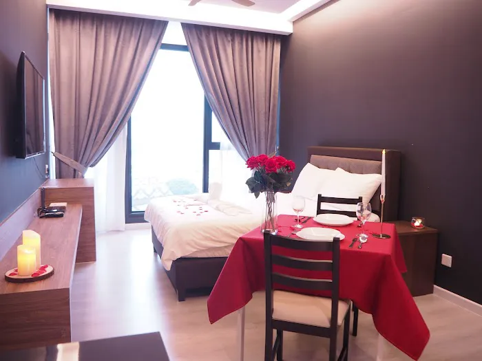 Romance Studio @ Expressionz Suites by Wake Up In Homestay Picture 9
