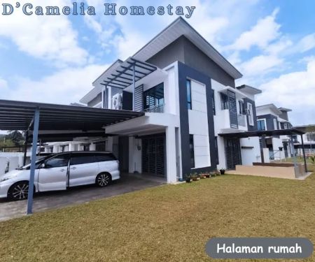 D'Camelia Homestay (Muslim Only)