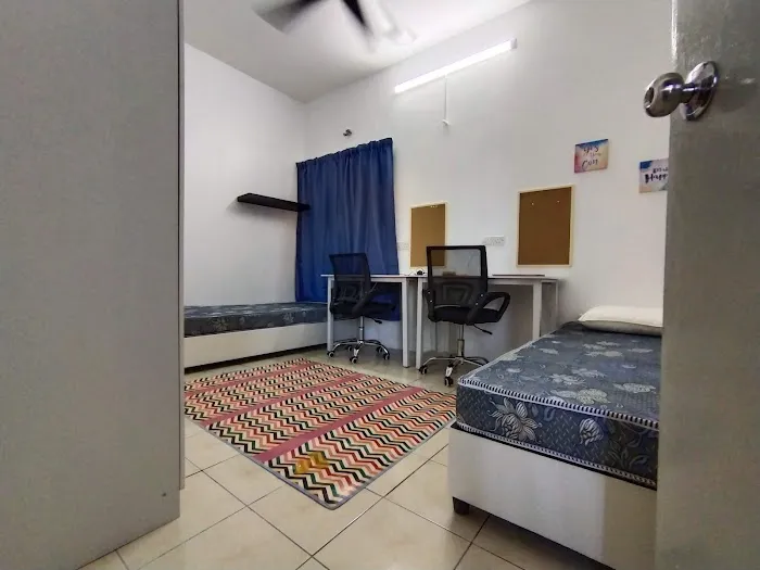Cik Illaq Hostel Picture 3
