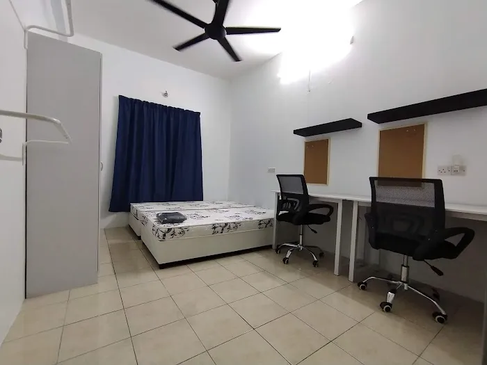 Cik Illaq Hostel Picture 8