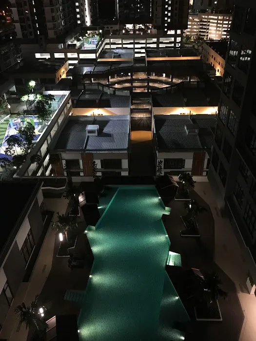 IOI Conezion Iman's Home Pool View Unit Picture 4
