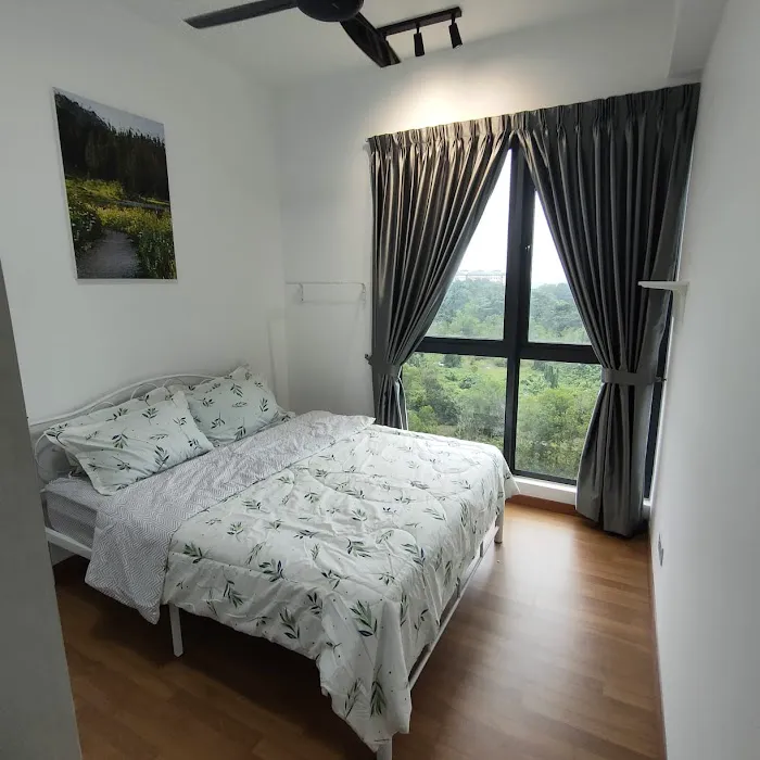 Alyah Dini Homestay Picture 6