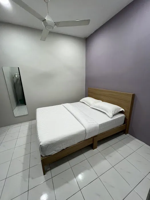 Homestay Lanuna Banting Picture 3