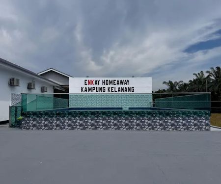 ENKAY HOMEAWAY KAMPUNG KELANANG