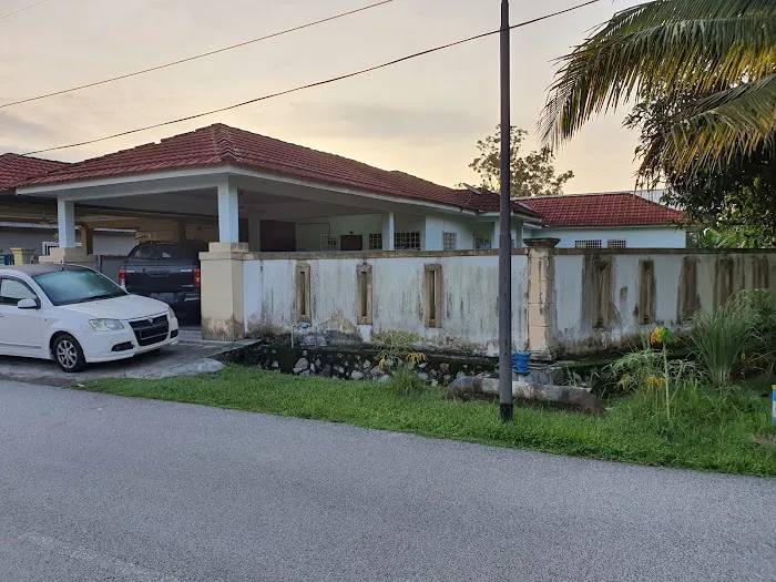Homestay Pak Andak Taman Desa Kenari Kalumpang Picture 5