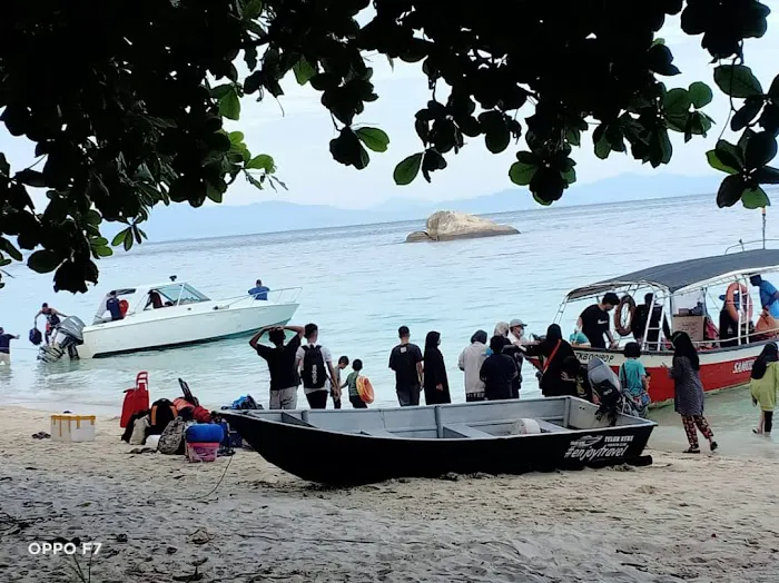 Teluk Keke campsite Picture 2