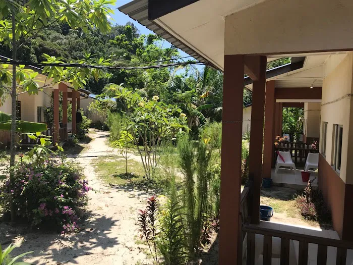 Bubbles Dive Resort Picture 5