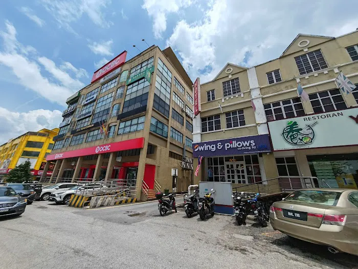 Swing and Pillows @ Jalan USJ 10/1A, Subang Jaya Picture 4