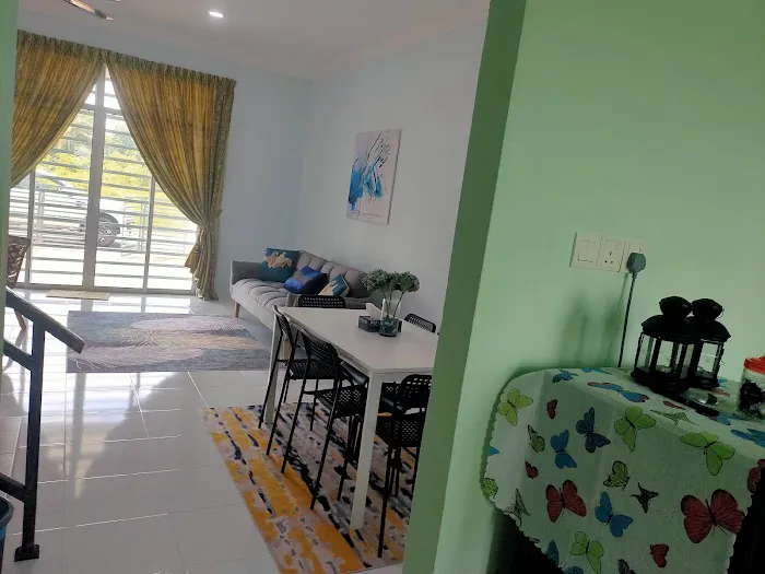 Dhia Damia Homestay Pasir Mas Picture 8
