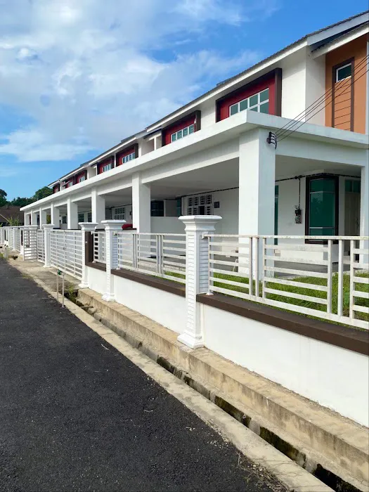 DWIRA Homestay Picture 2