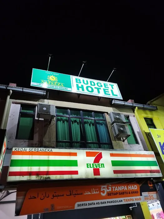 Nafeeza Budget Hotel Picture 5