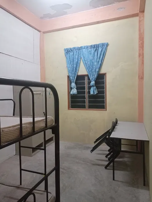 HOSTEL PUTERA POLITEK-UMK JELI Picture 4
