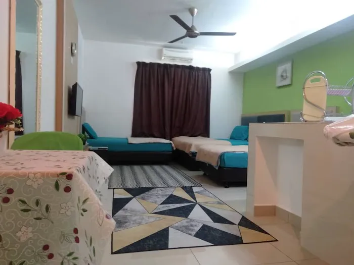 NH Studio Apartment Picture 5