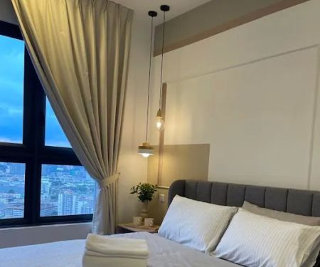 HCK Homestay @ M Vertica