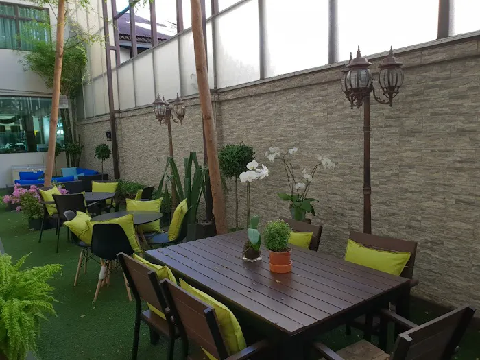 V Garden Hotel Picture 9