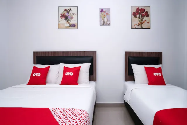 OYO 44093 Vrm Hotel Picture 6