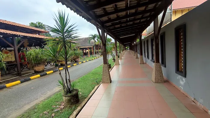 Tanjung Demong Beach Resort Picture 10