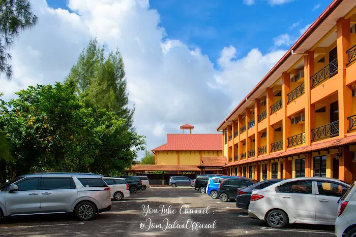 Tanjung Demong Beach Resort Picture 2