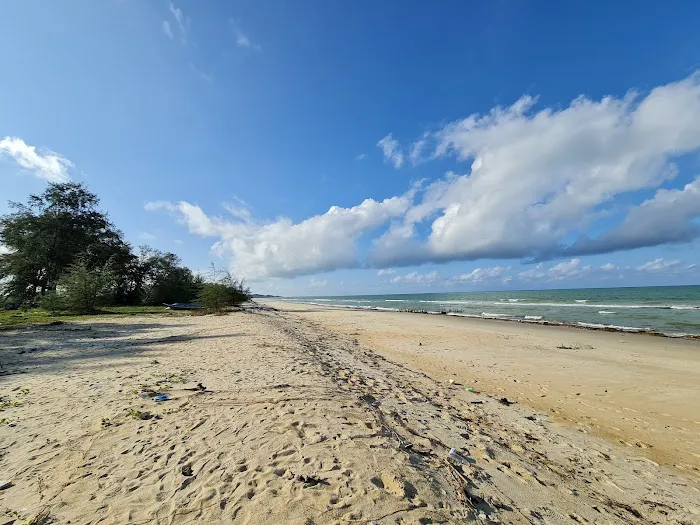 Tanjung Demong Beach Resort Picture 4