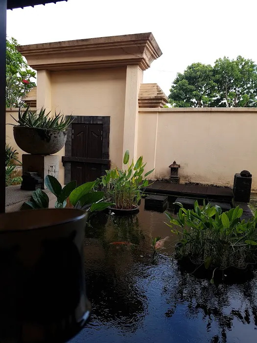 Sri Knussi Picture 6