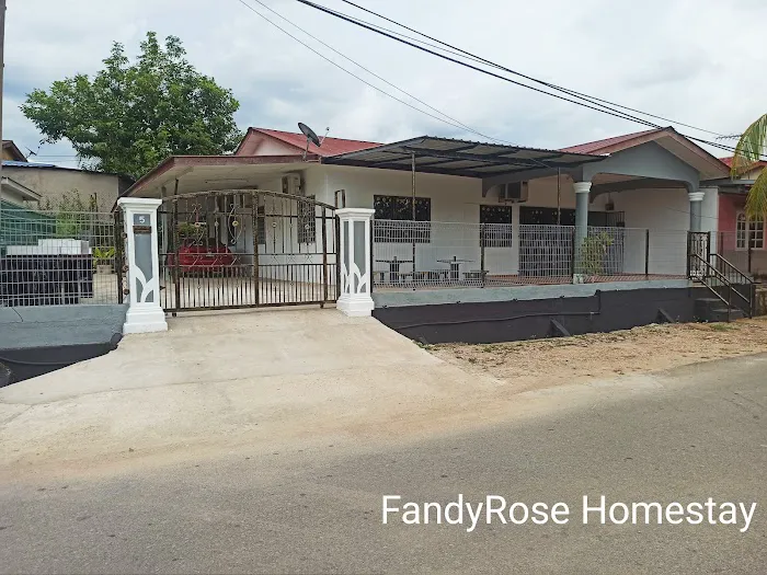 FandyRose Homestay Picture 10