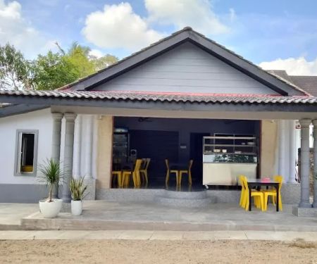 LAMAN DAMAI AJE Homestay & Kolam Kampung Style Setiu, Terengganu