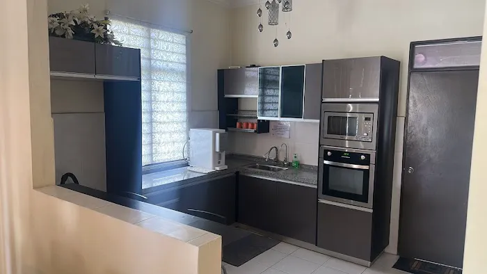 Puan Nurul Charm's Living Homestay Klang Picture 3