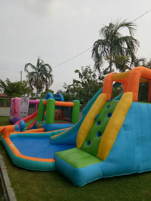 Puan Nurul Charm's Living Homestay Klang Picture 6