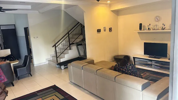 Puan Nurul Charm's Living Homestay Klang Picture 1