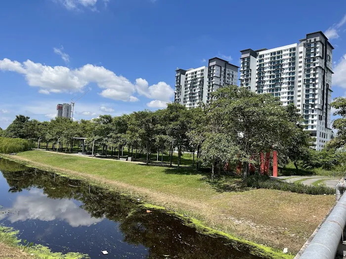 Maple Residence Picture 1