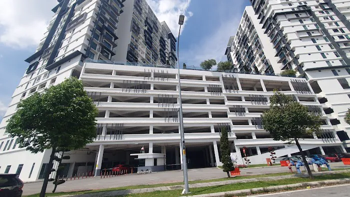 Maple Residence Picture 4