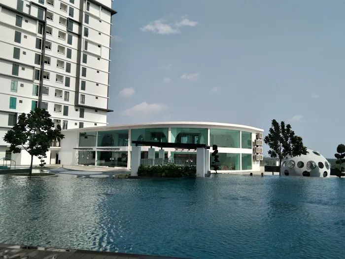 Maple Residence Picture 5