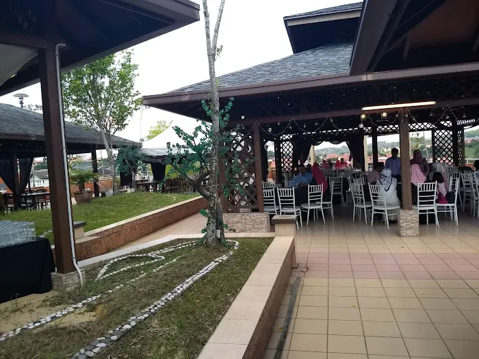 The Roof Garden Hotel Picture 5