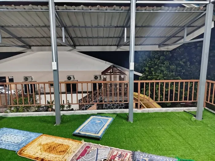 Laman & Pool Homestay Meru Picture 2
