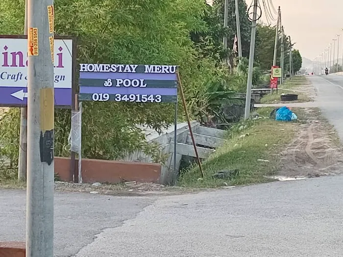 Laman & Pool Homestay Meru Picture 4