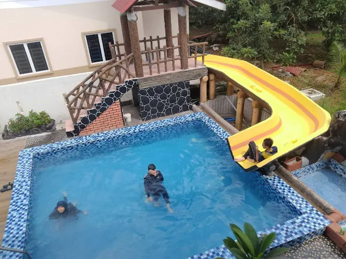 Laman & Pool Homestay Meru Picture 5