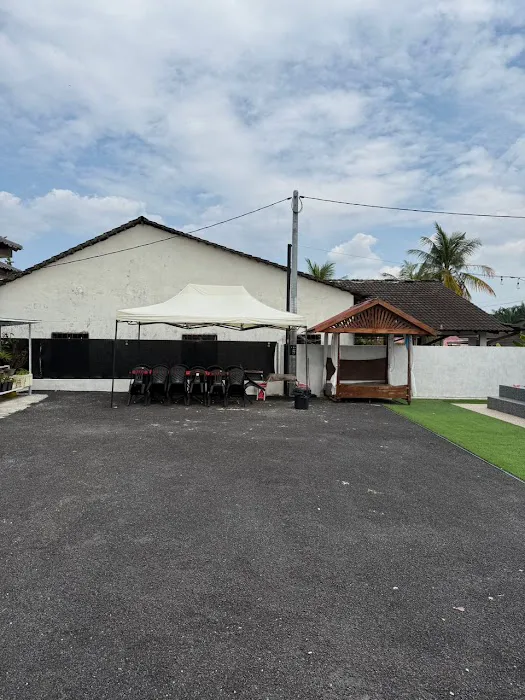 D'Aura Homestay Meru Picture 7