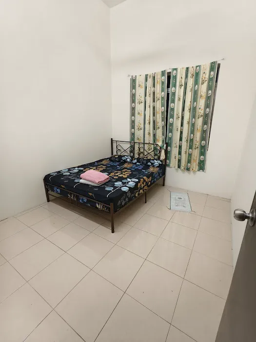 Homestay Fatin Damak Picture 6
