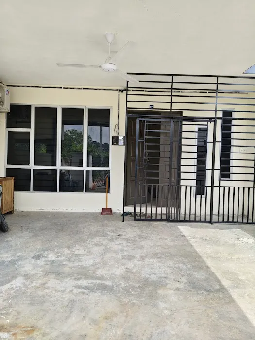 Homestay Fatin Damak Picture 7