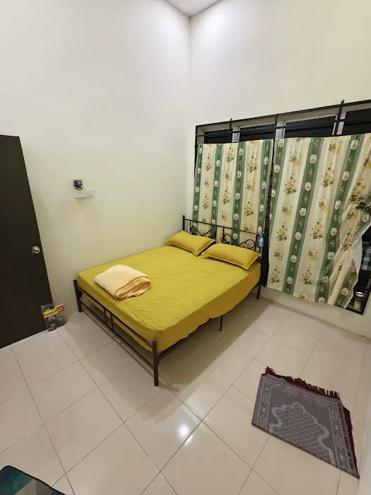 Homestay Fatin Damak Picture 1