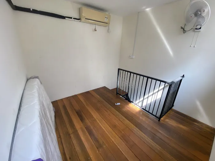 Angah Homestay Damak Picture 1