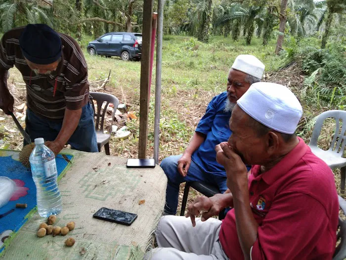 Batik Aisyah & Durian Warisan Haji Salleh Picture 1